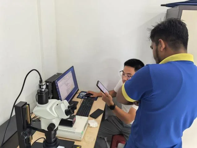 Microscope Analysis System for Cleanliness of Liquid Cooling Systems